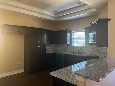 6125 Rollins St, Houston, TX 77091 - photo 4