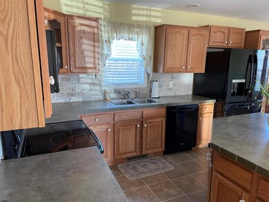 84 Reagan Ct, Millville, NJ 08332 - photo 5