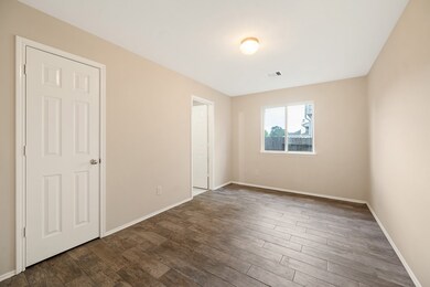 7278 Caracara Dr, Houston, TX 77040 - photo 7