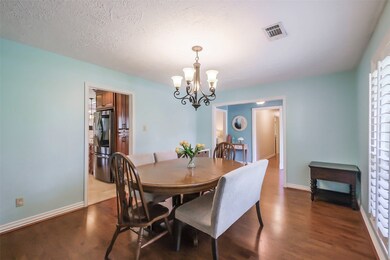 9219 Mauna Loa Ln, Houston, TX 77040 - photo 7