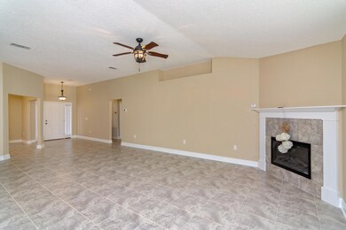 5609 N Brook Dr, Crestview, FL 32539 - photo 7