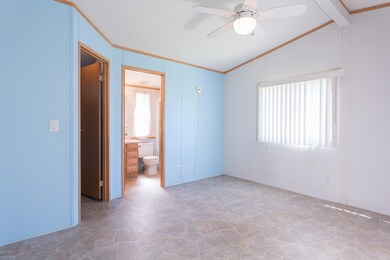 4064 E. Flower-9327