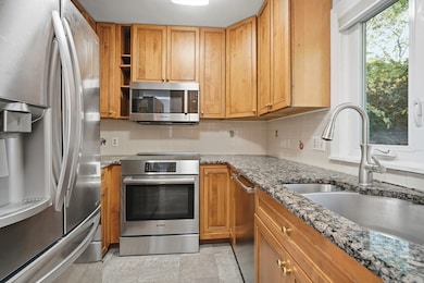 184 Rawson Rd, Brookline, MA 02445 - photo 7