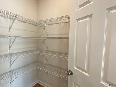 6520 Monroe Arbor Ln, Chester, VA 23831 - photo 6