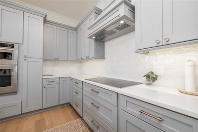 372 Larboard Way, Clearwater Beach, FL 33767 - photo 6