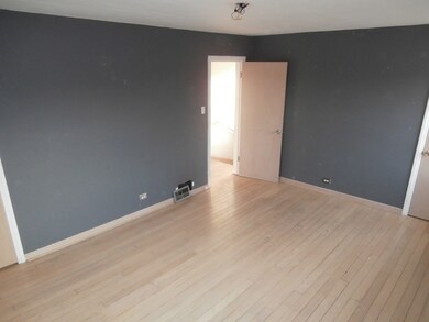 624 Gardner Rd, Westchester, IL 60154 - photo 7