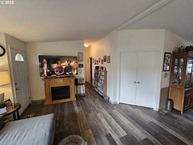 3200 Oak Terrace Dr unit 47, Lebanon, OR 97355 - photo 7