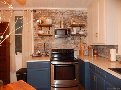 312 W Bell St, Statesville, NC 28677 - photo 2