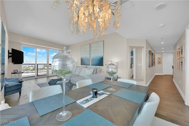 Dining room with recessed lighting, baseboards, a