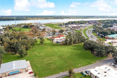 101 E 3rd St, Belle Chasse, LA 70037 - photo 4