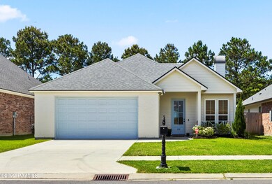 308 San Sebastian Dr, Youngsville, LA 70592 - photo 2