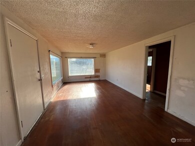 102 N Nile Ave, East Wenatchee, WA 98802 - photo 3