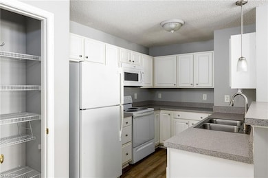 1024 Timberline Ridge Ct unit 1024, Winston Salem, NC 27106 - photo 4