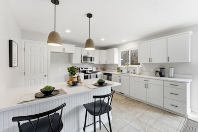 11139 S 1330 E, Sandy, UT 84092 - photo 7