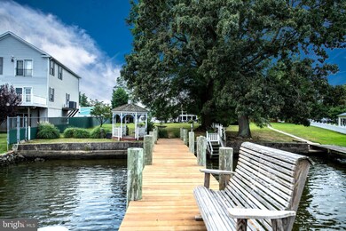 3810 Clarks Point Rd, Middle River, MD 21220 - photo 5