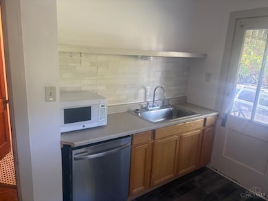 4237 Vine St, Cincinnati, OH 45217 - photo 2