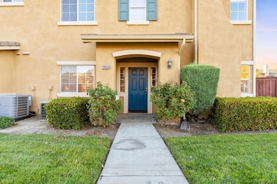 26154 Williams Way unit B, Murrieta, CA 92563 - photo 5