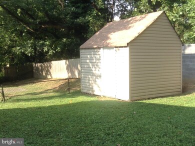 7618 15th Ave, Takoma Park, MD 20912 - photo 2