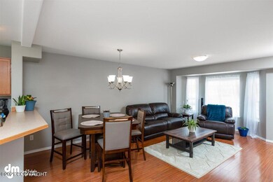 04-Living Room MS_1435