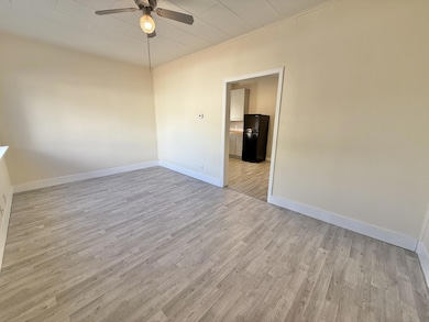 226 Mortimer St, Klamath Falls, OR 97601 - photo 2