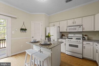 2712 Oak Leaf Ct, Odenton, MD 21113 - photo 5