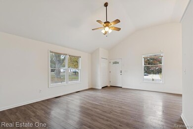 35833 Farragut Ave, Westland, MI 48186 - photo 7