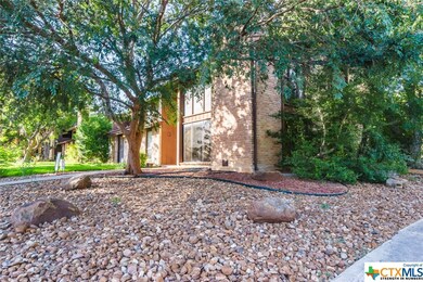 202 Scott St, San Marcos, TX 78666 - photo 2