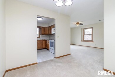 2514 E 51st St unit D, Davenport, IA 52807 - photo 6