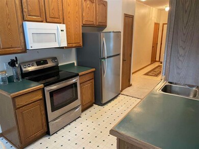 9230 N Pointe Woods Dr, Charlevoix, MI 49720 - photo 3