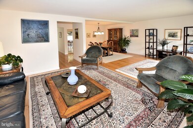 11137 Saffold Way, Reston, VA 20190 - photo 5