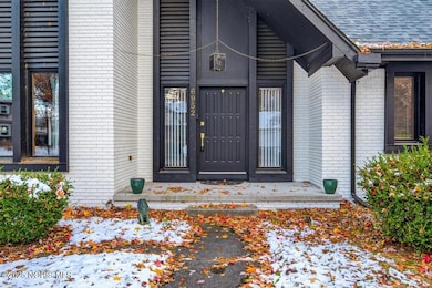 6952 Leicester Rd, Toledo, OH 43617 - photo 4