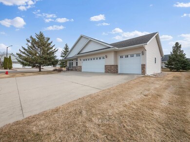 210 Ashley Ln, Alexandria, MN 56308 - photo 2