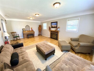 119 W 20th St, Burley, ID 83318 - photo 6