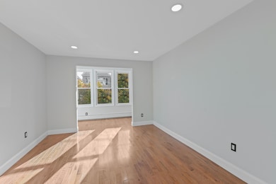 169 W 9th St, Bayonne, NJ 07002 - photo 4