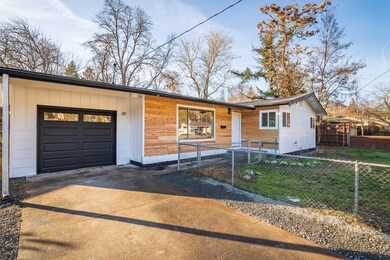 1326NWWGilbertWay-003