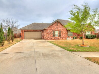 3201 Gabriel Ct, Moore, OK 73160 - photo 4