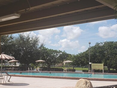 268 Coventry L, West Palm Beach, FL 33417 - photo 6