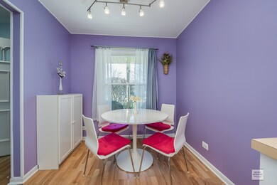 Breakfast Room