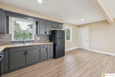 4502 Jaynes St, Omaha, NE 68104 - photo 3