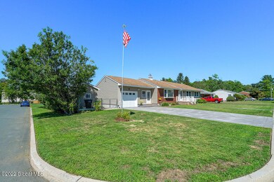 9 Crestwood Ave, Troy, NY 12180 - photo 2