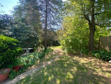 36 Derby St, Worcester, MA 01604 - photo 4