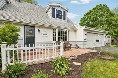 7-web-or-mls-W Edinbourgh Dr-2805-007