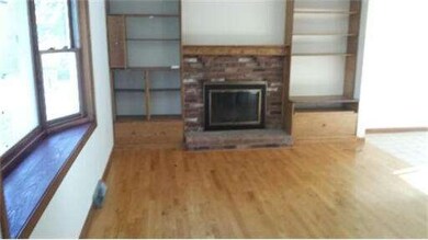 6 Arlington St, Foxboro, MA 02035 - photo 3