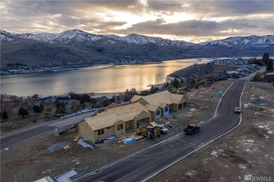 708 W Golf Course Dr, Chelan, WA 98816 - photo 2