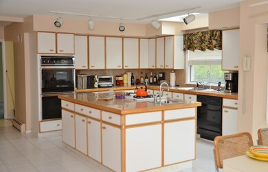 105 Meade Loop, Staten Island, NY 10309 - photo 7