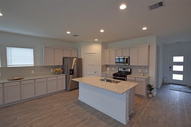 14224 Big Bend Dr, Conroe, TX 77384 - photo 4