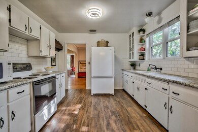 8149 Beach Blvd, Jacksonville, FL 32216 - photo 7