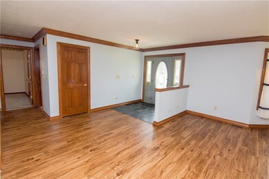 208 W Main St, Thorntown, IN 46071 - photo 3