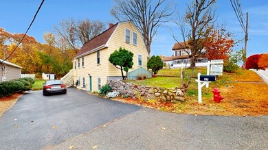 27 Maple St, Bellingham, MA 02019 - photo 4