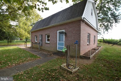 2382 Scotland Rd, Chambersburg, PA 17201 - photo 4